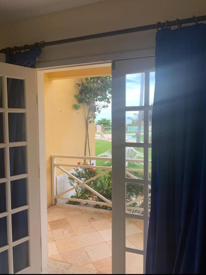 בבריבה Bouganville Hotel מראה חיצוני תמונה